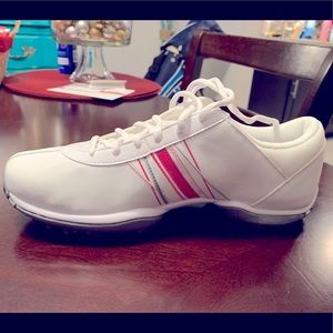 Women’s Nike Golf Shoes! Brand new. Size 6.5.